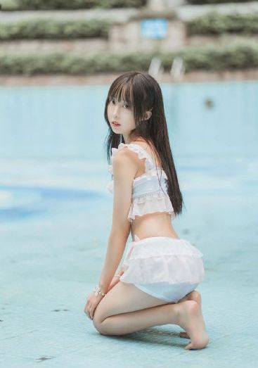 717秋霞
