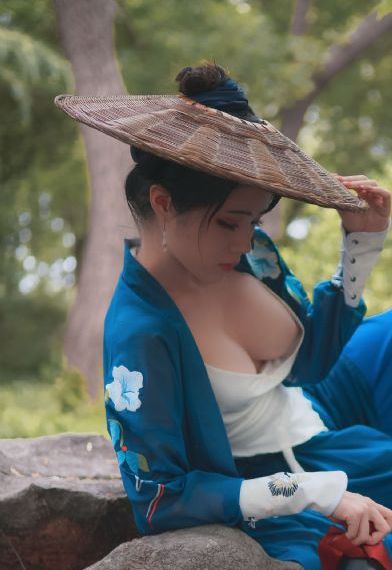赤裸狂奔