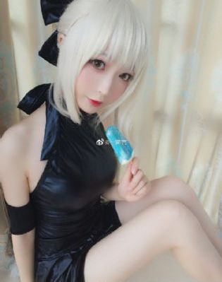 《能干的女秘书》电影